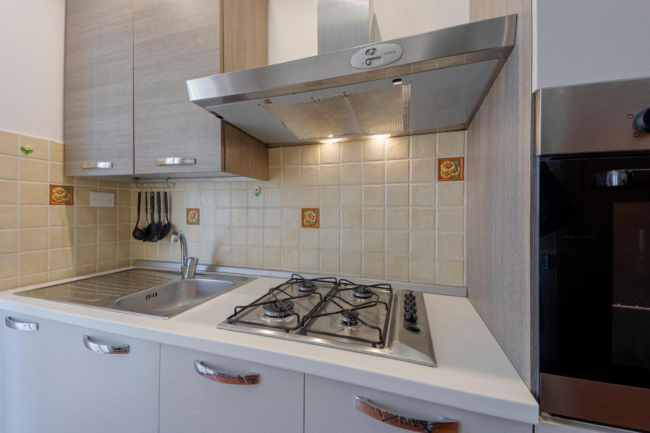 Victoria Apartment ボルディゲーラ エクステリア 写真